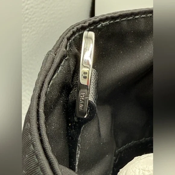 NWT PRADA Re-Nylon/ Leather Padded Large Black tote/ shopping Bag Crossbody mens - Picture 11 of 17